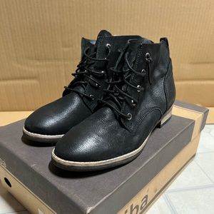 USED Diba Eli Black Ankle Booties